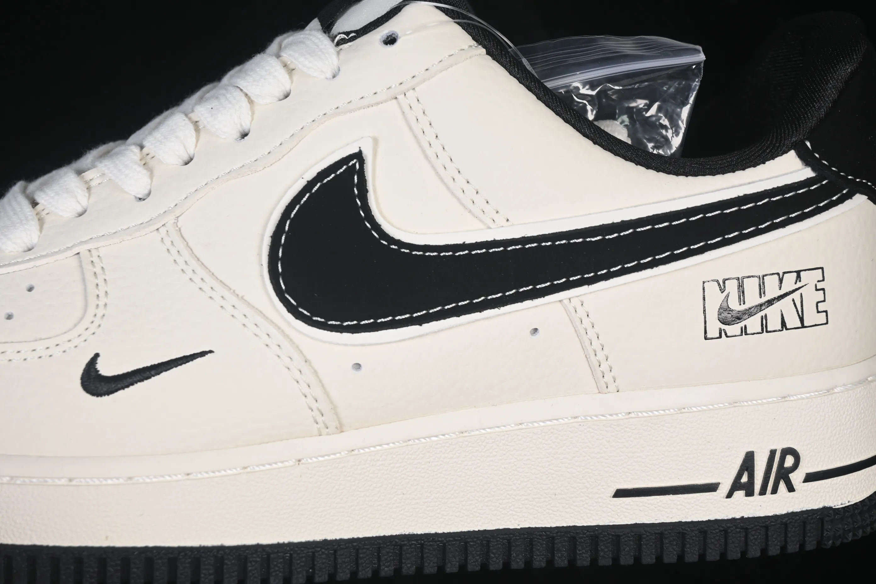 All Categories Nk Air Force 1 Air Force Series Nk Air Force 1 Low Air Force Low Nike Air Force 1'07 Low Beige White Black Contrast Color Air Force One Low Casual Sneakers DW8806-001